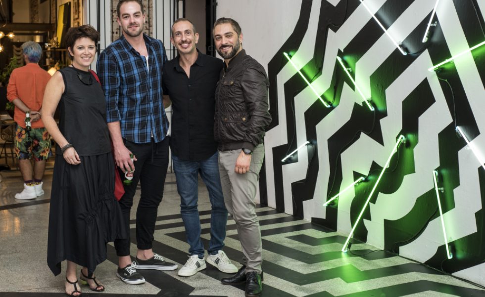 Renata McCartney, Vinicius Fadel, Ale Mazarollo e Roger Maia 