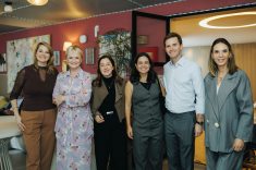 Cintia Celano, Eviete Dacol, Gilza Dias, Carol Alves, Pitter Schattan e Esther Schattan
